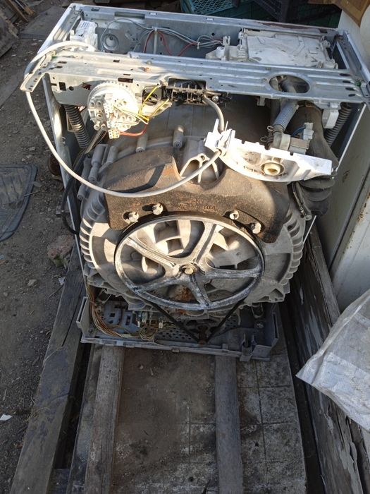 Стиральная машинка б у .