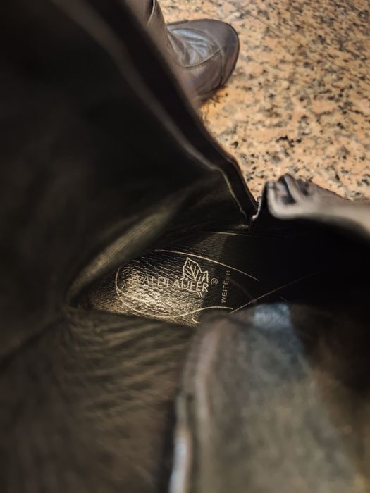 Botas Pretas em Pele Genuína Waldläufer (Tam. 37)