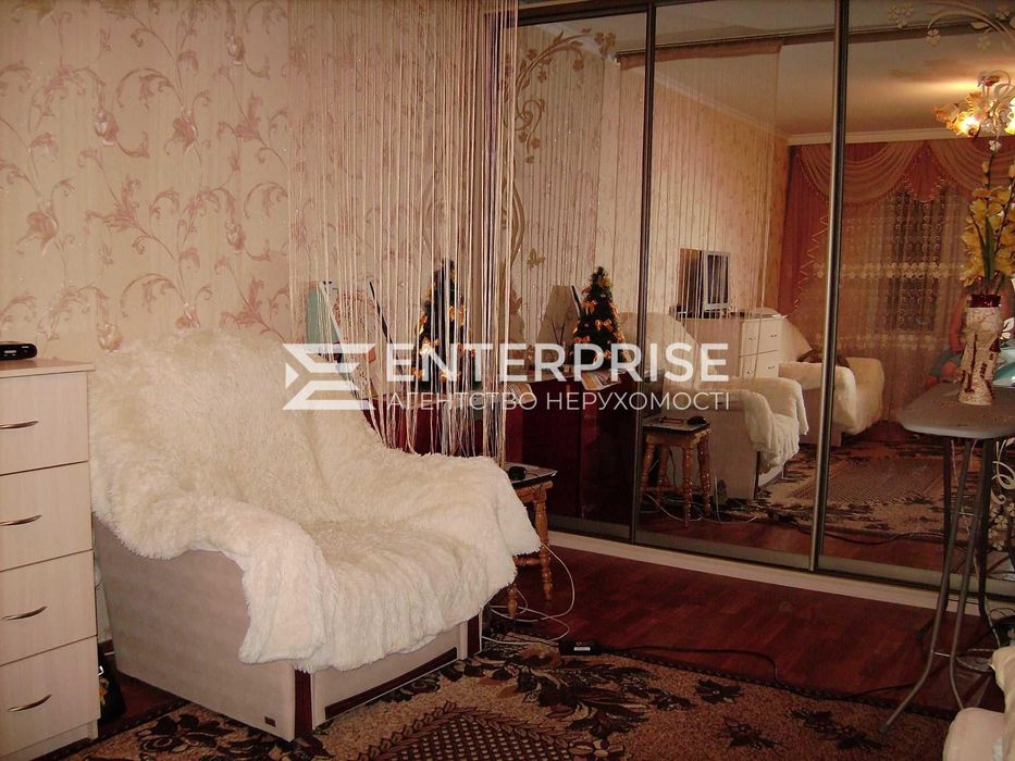 Продаж 1к квартири,  проспект Червоної Калини,  Троєщина