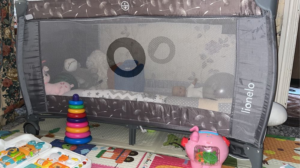 Ліжко  манеж Lionello