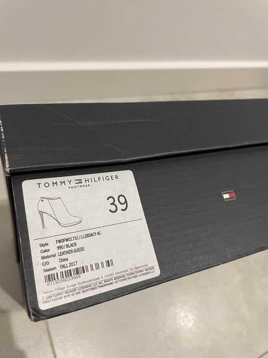 Botki skorzane buty na szpilce Tommy Hilfiger r.39 czarne stan idealny