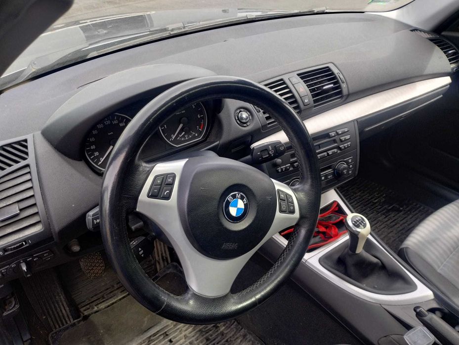 Deska rozdzielcza kokpit konsola BMW 1 E87 E81 poduszki napinacze komplet