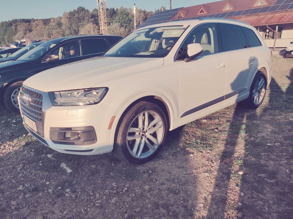 Продається Audi Q7 2017