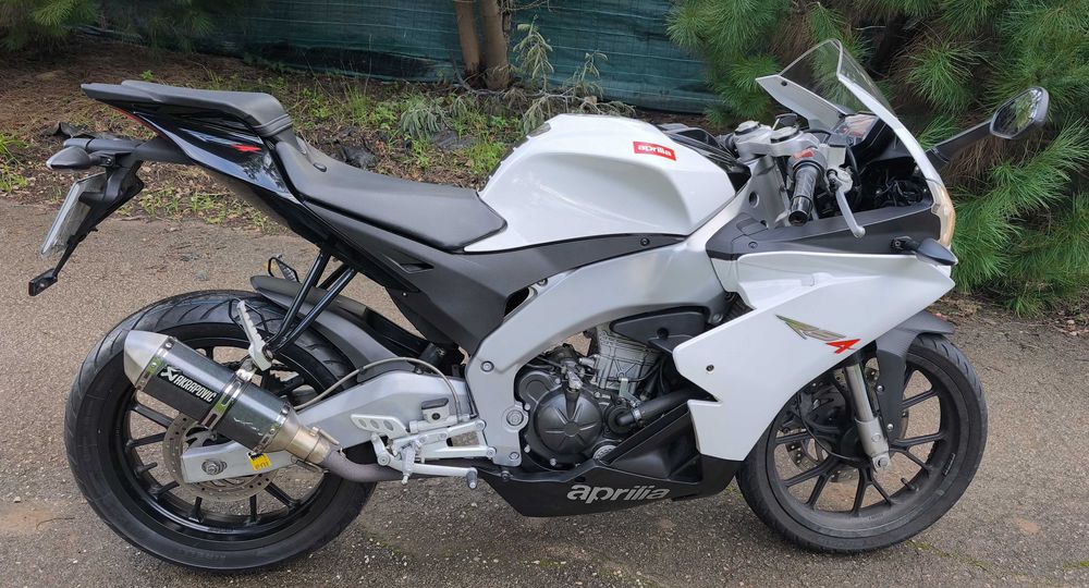 Moto Aprilia Rs4 125