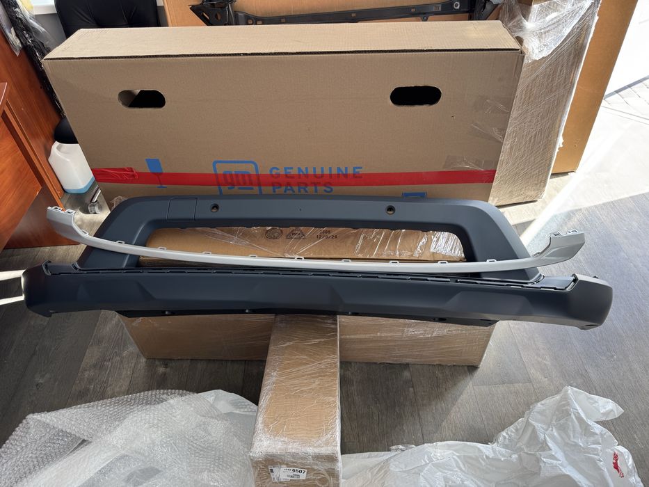 Honda Prologue капот