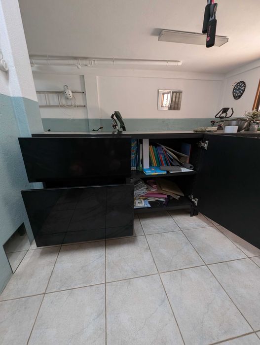 Móvel de Sala IKEA BESTÅ Alto Brilho e Vidro Temperado