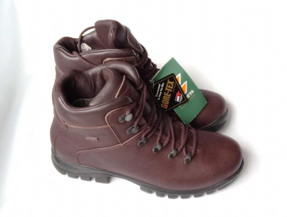 Buty TREZETA  43 eu 9 uk wkaldka mierzona 28 cm trekkingowe Skóra NOWE