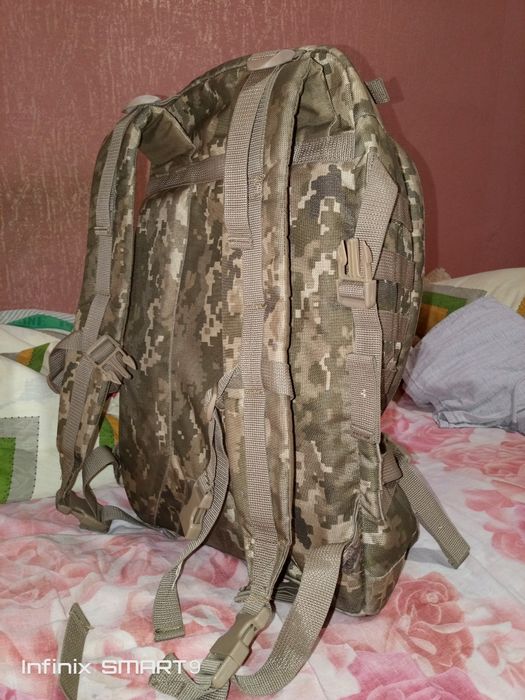 Рюкзак камуфляж б/у в гарному стані ціна 700 гр.