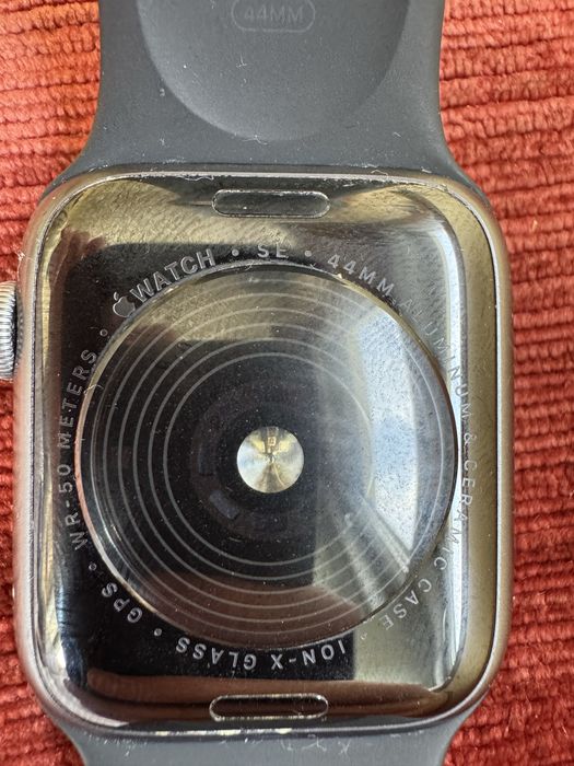 Apple Watch SE 44mm (2020)