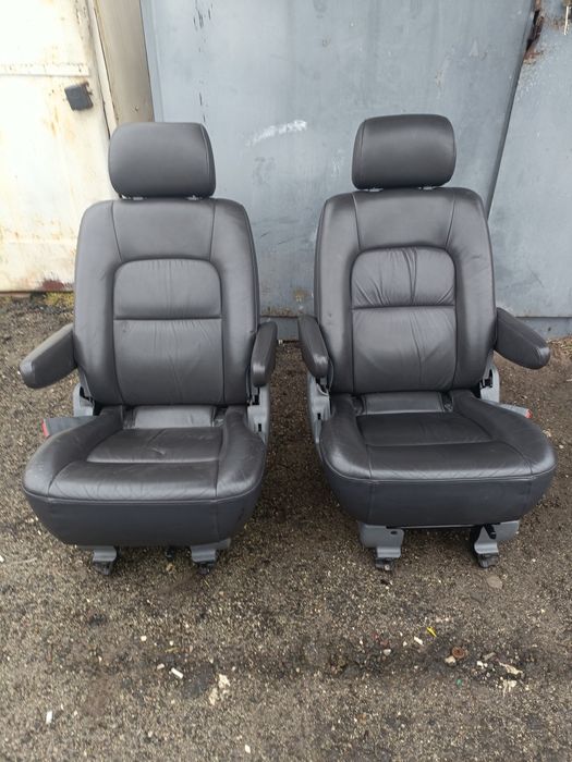 Сидіння сідушки Кіа карнавал