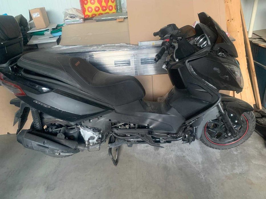 SYM GTS 125i Sport 2017 – Baixa quilometragem – Para reparar