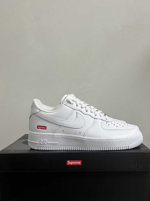 Nike Air Force 1 Low Supreme Biały 38