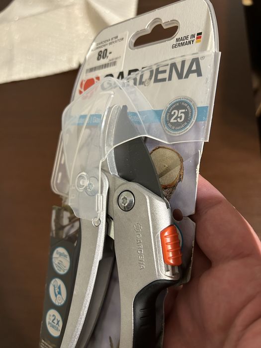 Секатор GARDENA (08798) SmartCut з храповим механізмом