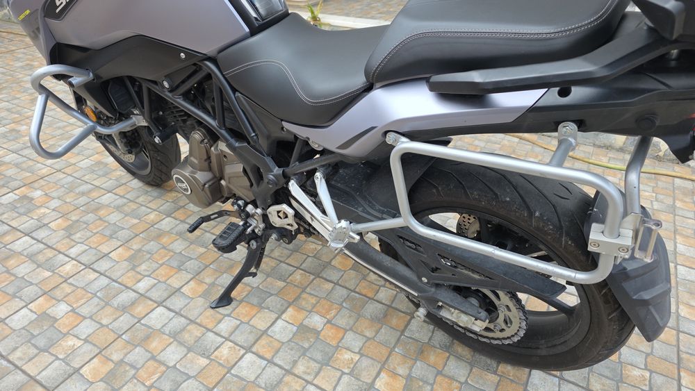 QJ SRT 700 on road