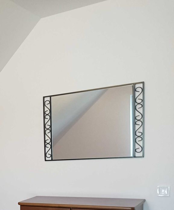 Lustro  80x60 stan idealny rama metal czarna