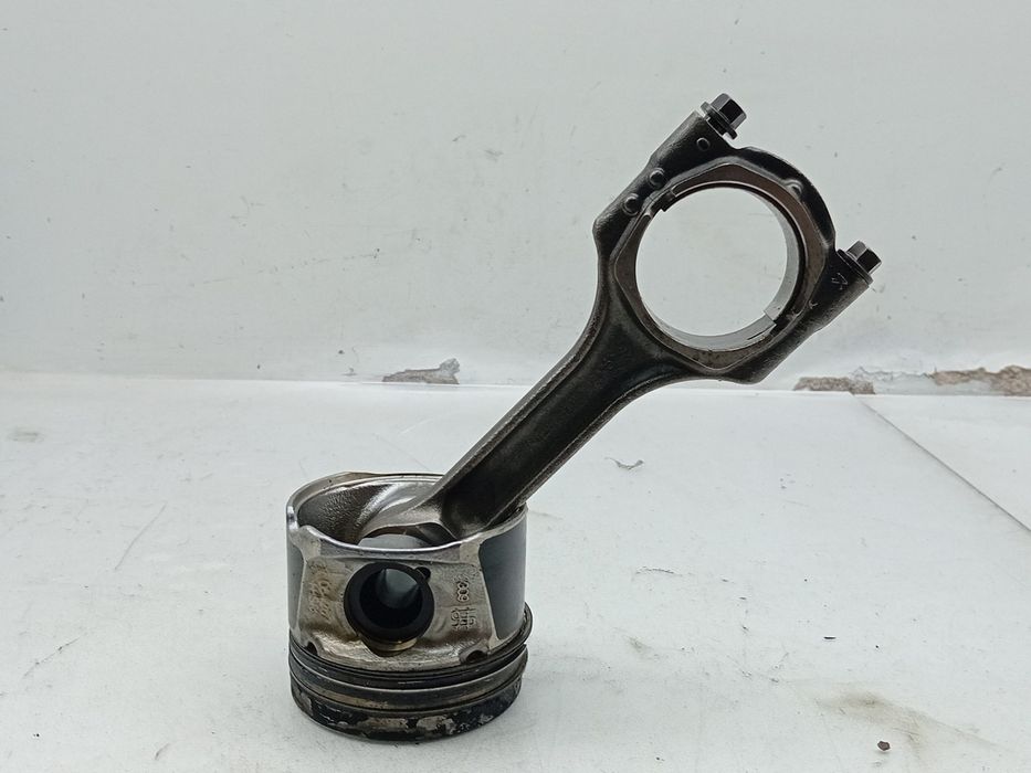 Pistão de motor OPEL Astra K