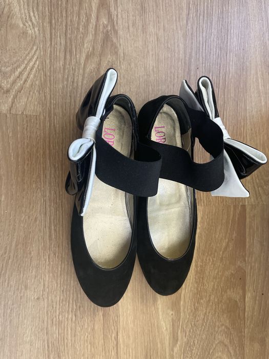 Замшеві балетки відомого бренду