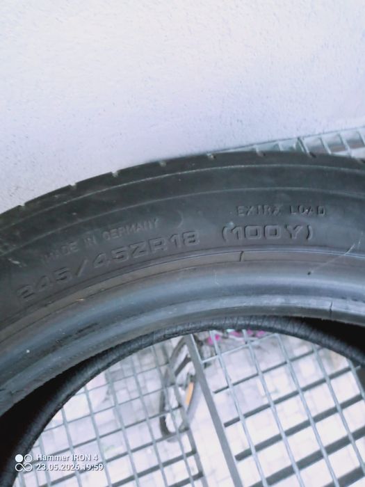 Opony Dunlop 245/45 R18 100Y