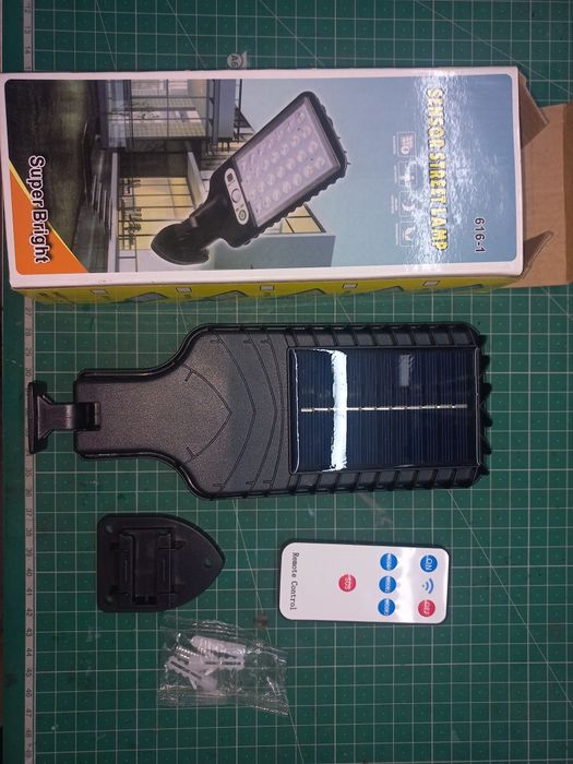 Vendo holofote solar