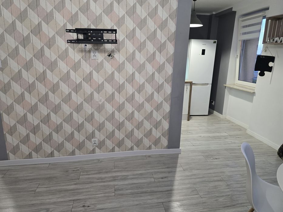 Mieszkanie 2 pokojowe, 4 piętro, Ulanow krechowieckich, 45m. Blisko jeziora