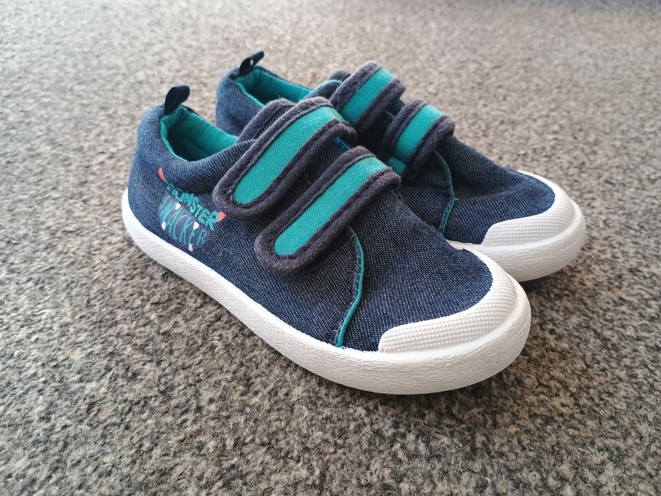 25 tenisówki trampki