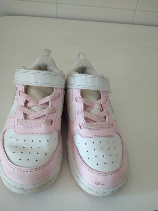 Sapatilhas de criança da Nike tamanho 27