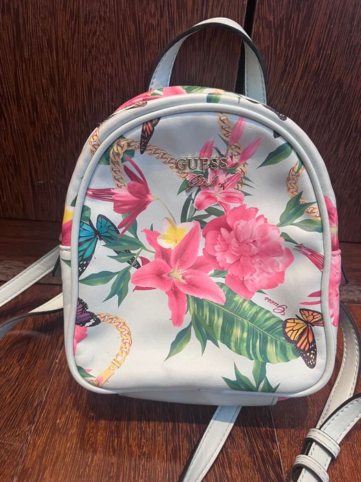 Mochila de menina Guess