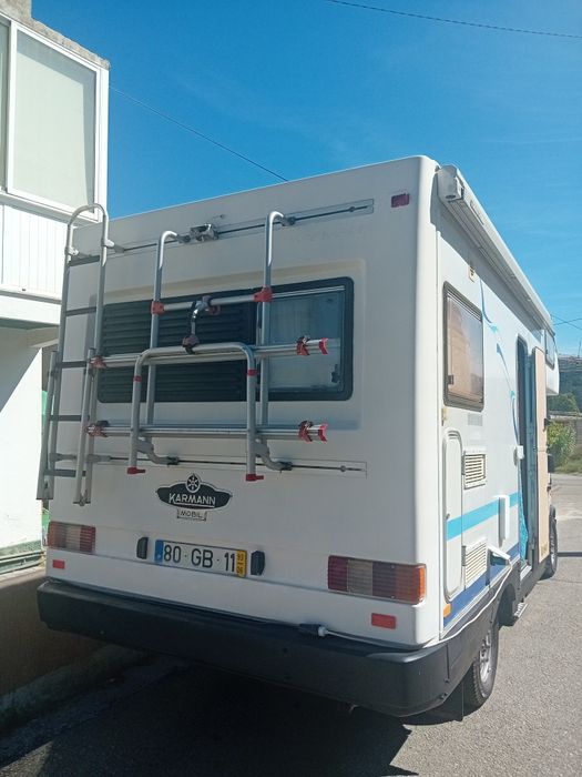 Auto caravana em bom estado