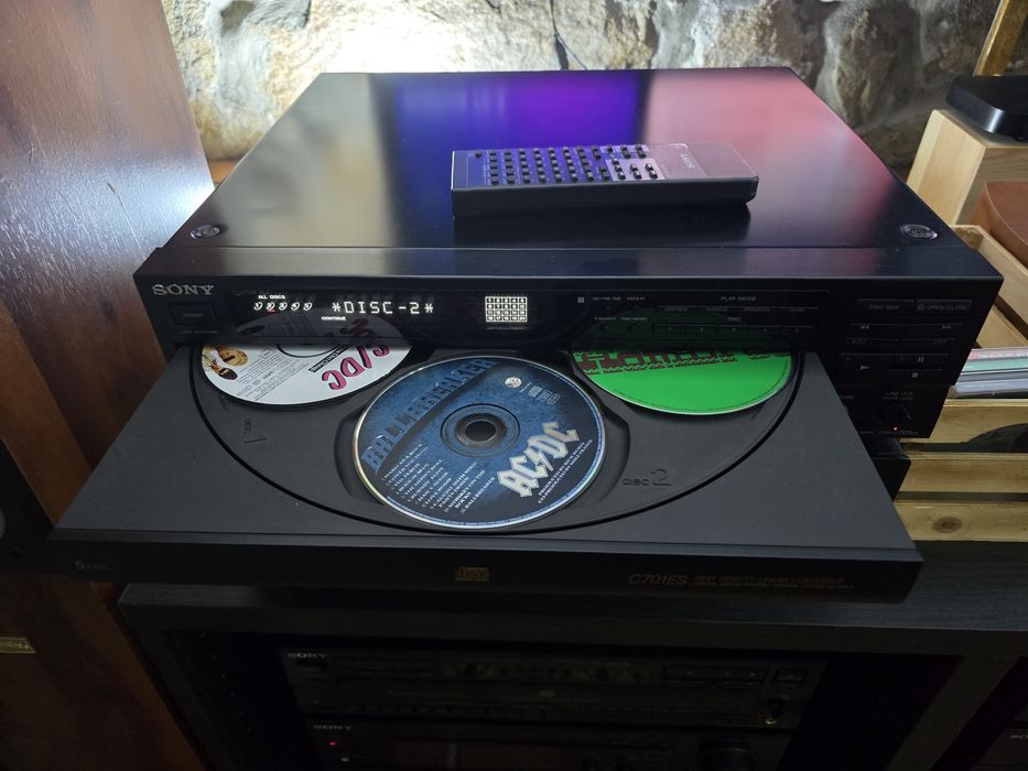 Leitor de cd SONY CDP C701 ES com comando