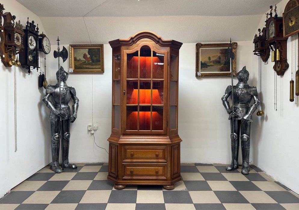 Кутова вітрина дуб масив угловая вітрина дерево 3598