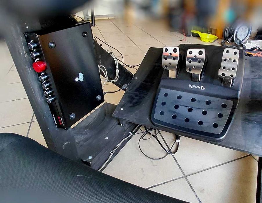 Cockpit Sim Racing + Som Surround 5.1