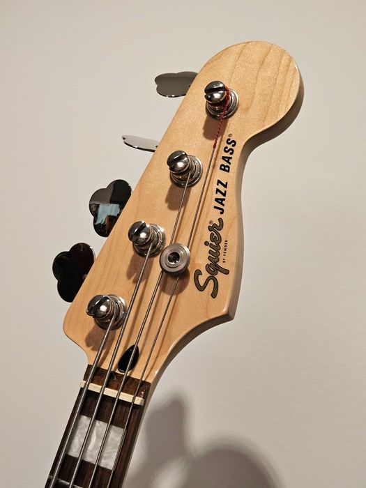 Baixo Squier Jazz Bass Affinity