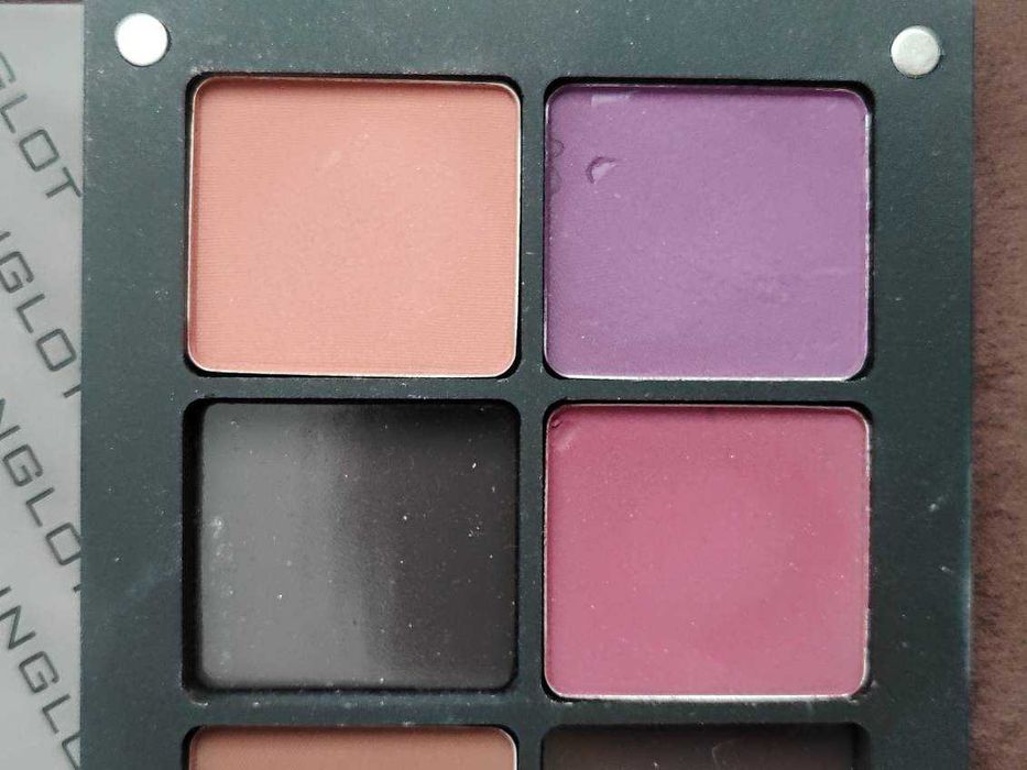 Inglot cienie matowe Freedom System 7 szt + paleta / kasetka