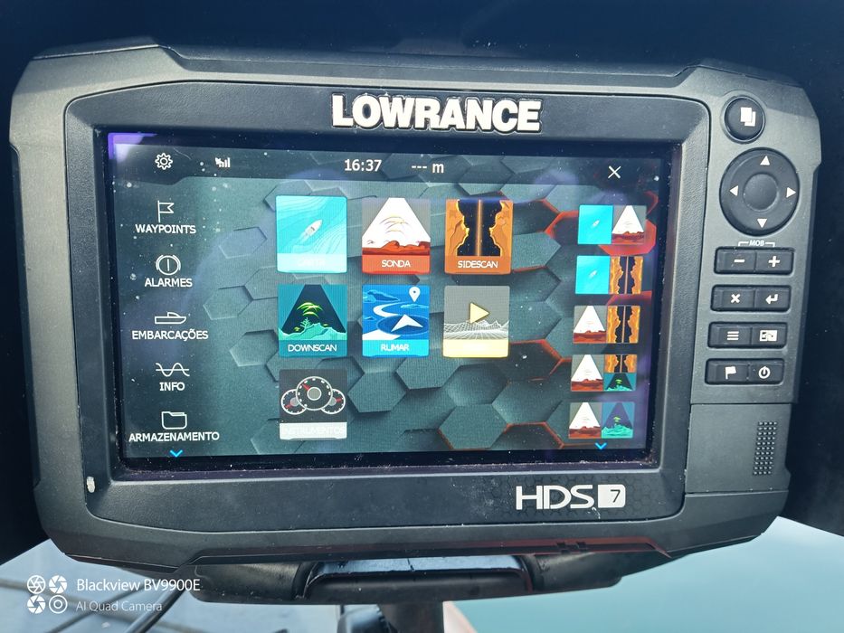 Sonda Lowrance HDS Carbon 7" + Total Scan