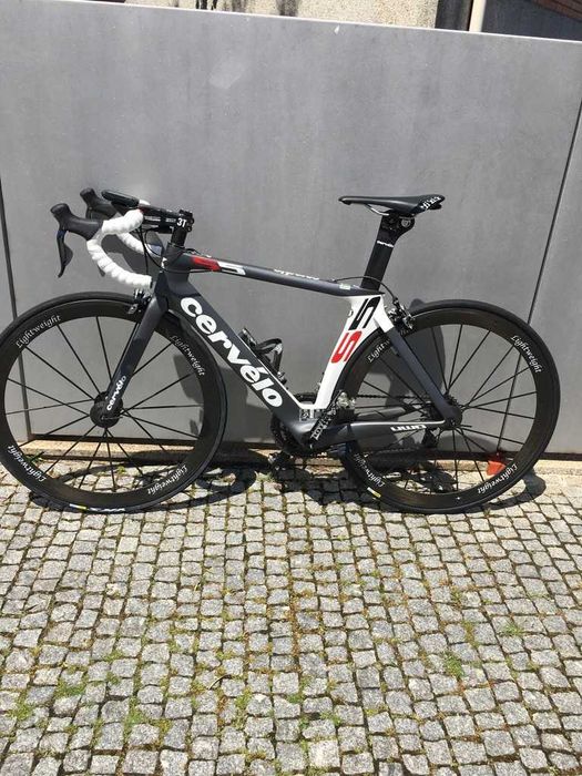 Bicicleta Cervélo S5 Dura Ace di2 rodas Lightweight