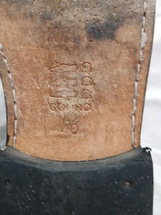 Sapato em Pele marca Foreva  de  Homem numero 40