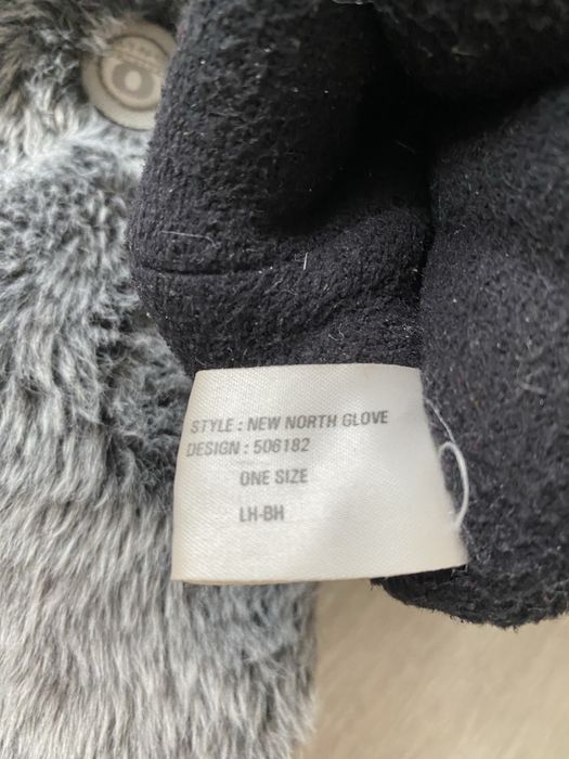 Рукавицы меховые варежки Only