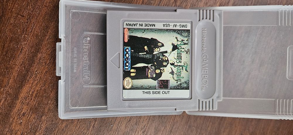 Gameboy jogo familia adams