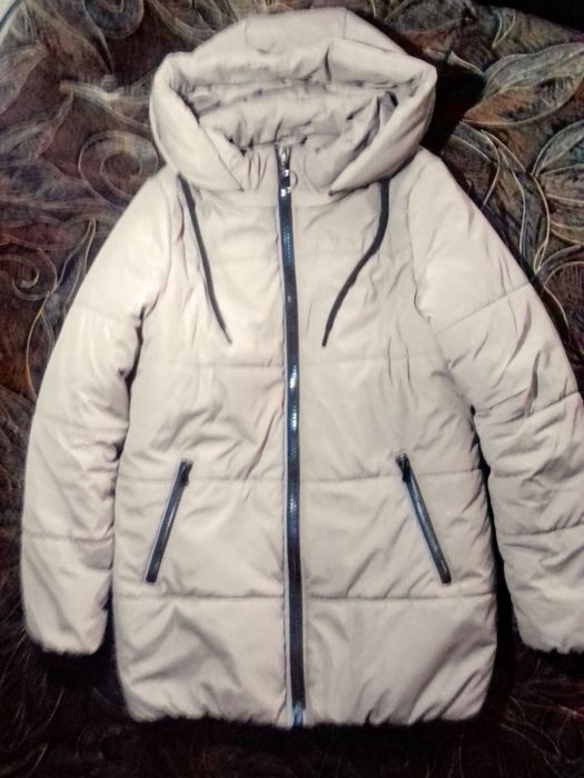 Куртка жіноча L-XL
