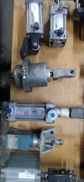 Пневмо цилиндри CAMOZZI  STORK  MECMAN