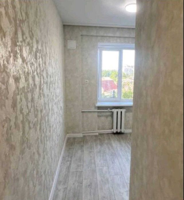 Продам 2 кім кв, Брацлавська!!!