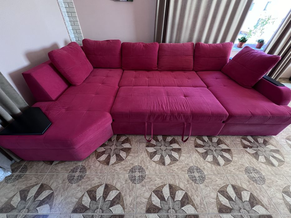 Великий розкладний диван