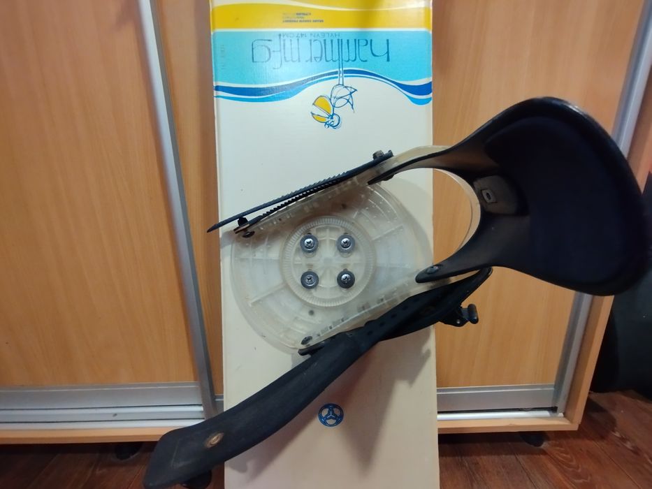 Продам гарний Сноуборд