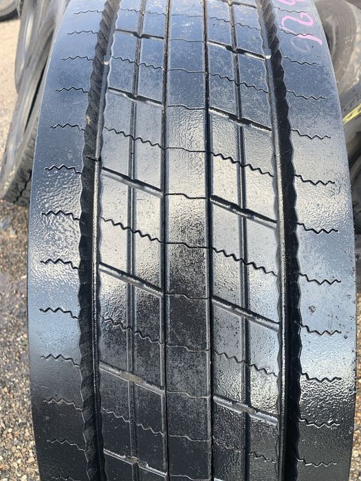 B28. 315/80/22,5 Bridgestone Duravis R-steer 002