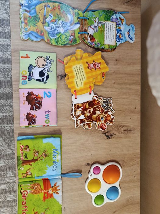Дитячі м'які книжечки