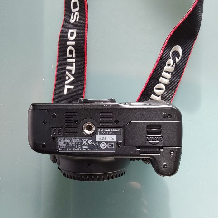 Camera fotográfica Canon 500D