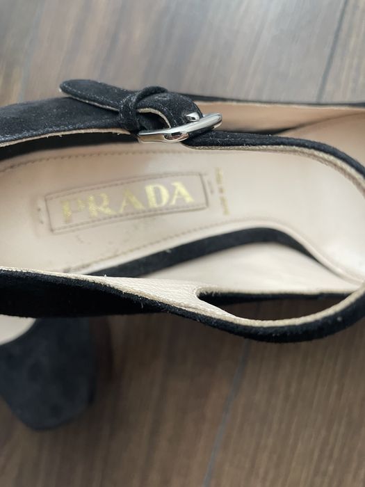 Sapatos Prada originais
