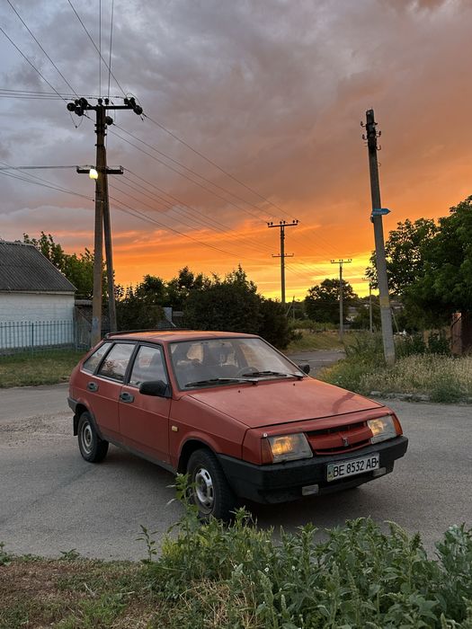 Продам ваз 2109.