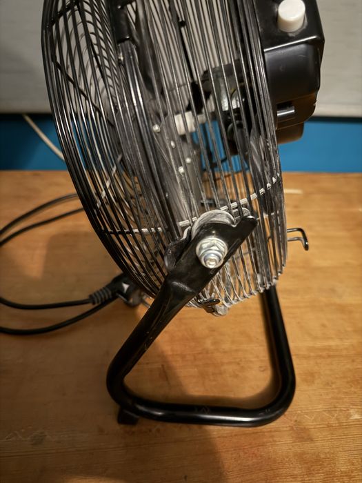 Wentylator podłogowy cyrkulacyjny bębnowy 30 cm  45W czarny Equation