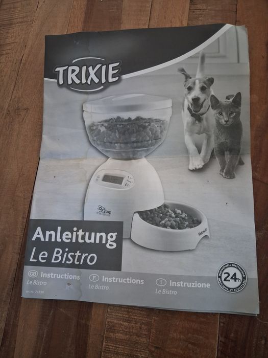 Comedouro automático para gatos ou cães